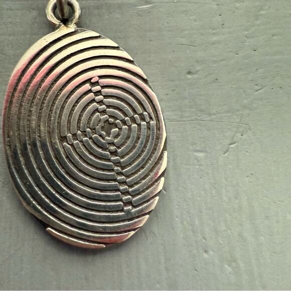 925 Sterling Silver Cross Pendant Necklace - Picture 7 of 7